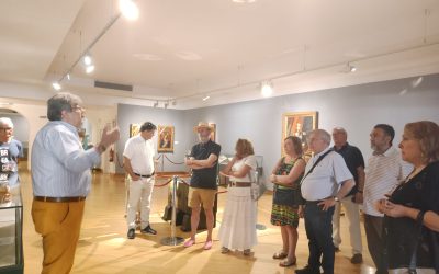 Visita guiada a la exposición «Patrimonio Interior» en Santa María la Rica para los miembros de la Institución