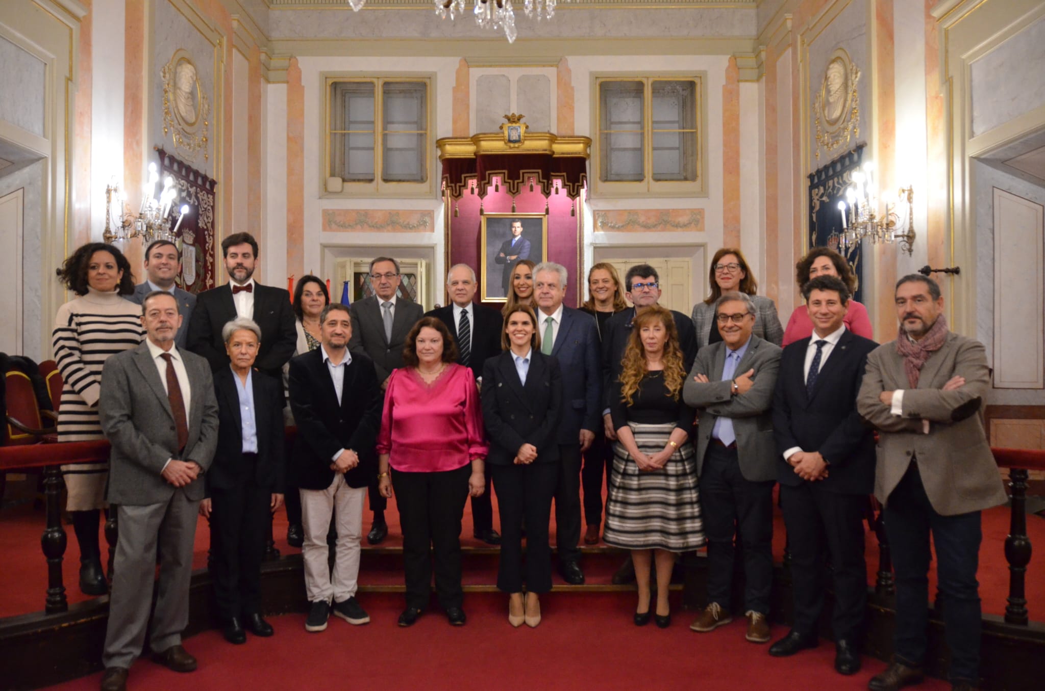 Presentación de la nueva publicación de la IEECC junto con el Ayuntamiento de Alcalá: «Historia colectiva de Alcalá de Henares» Presentación de la nueva publicación de la IEECC junto con el Ayuntamiento de Alcalá: «Historia colectiva de Alcalá de Henares»
